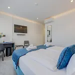 Lichia Amia Luxury *