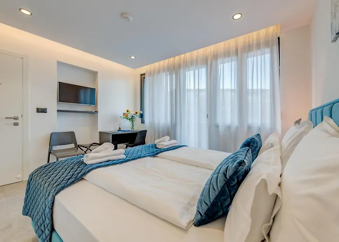 Lichia Amia Luxury アパート *