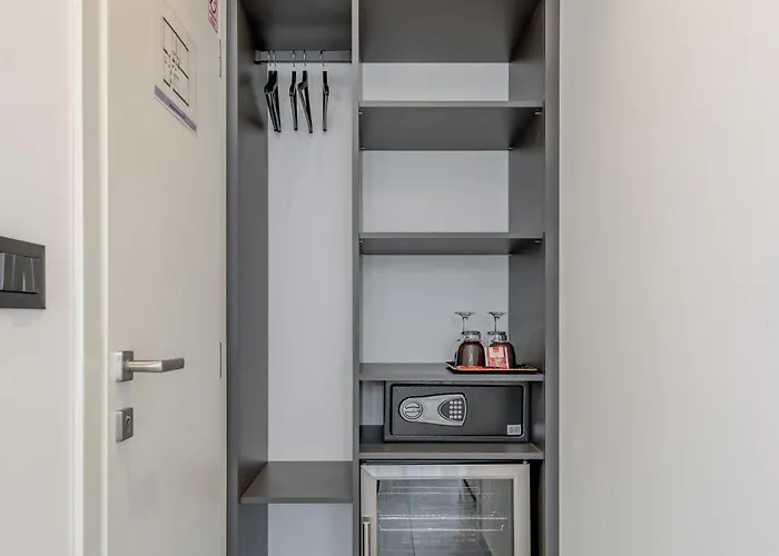 Lichia Amia Luxury アパート