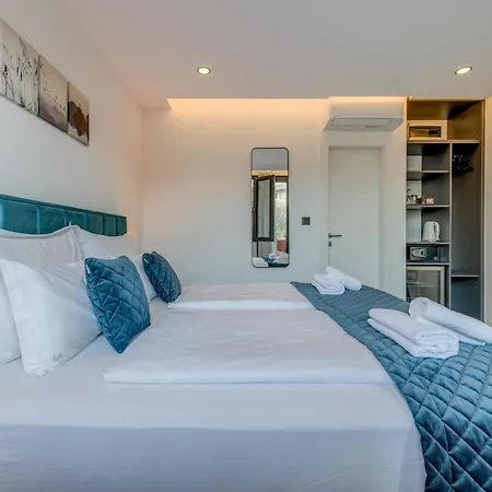 Lichia Amia Luxury